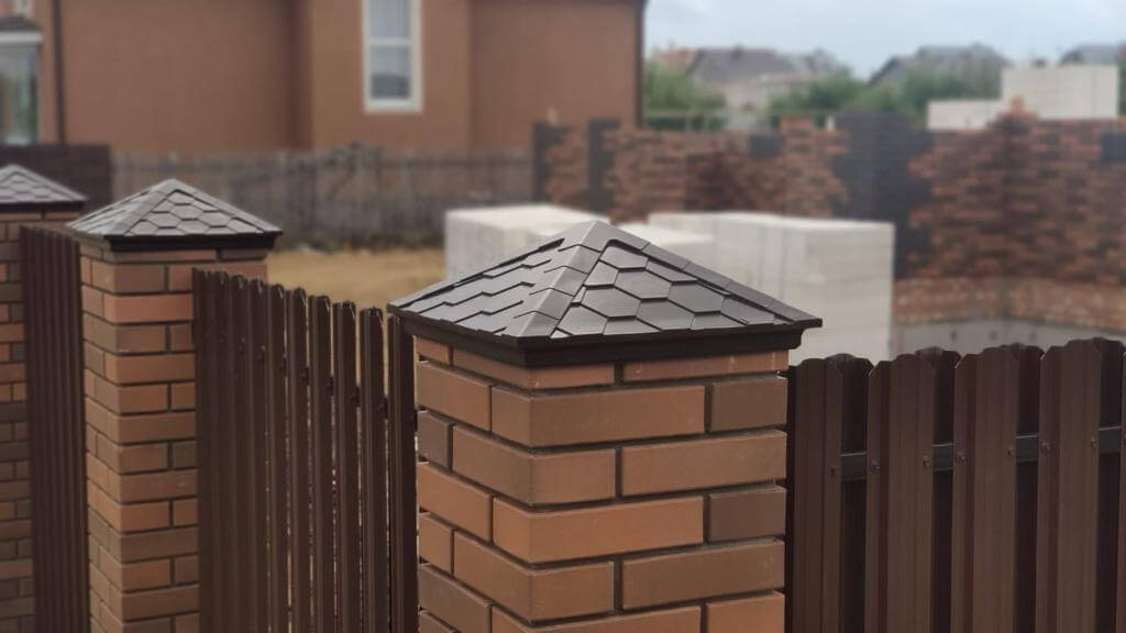 Колпак Zking Эверест Коричневый на столб 1.5х1.5 кирпича (390х390мм) в Новошахтинске фото